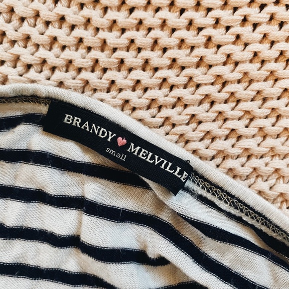 Brandy Melville Stripped T - Picture 3 of 3